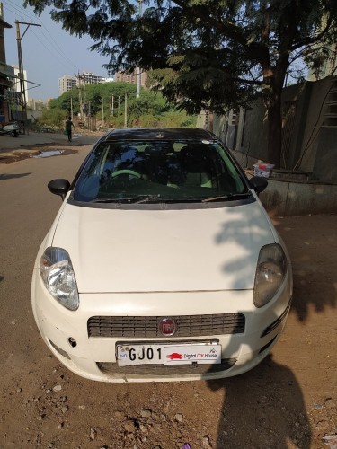 Buy Used Fiat Punto Pure  2016 in Ahmedabad | Digital Car House