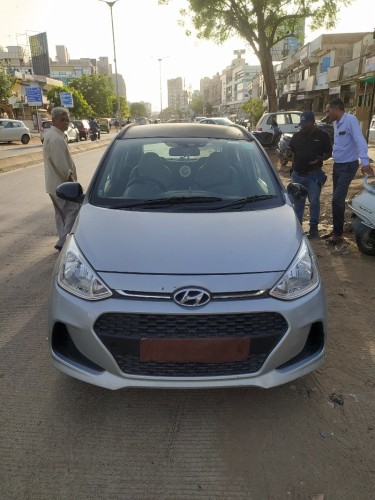 Buy Used Hyundai Grand i10 2020 in Ahmedabad | Digital Car House
