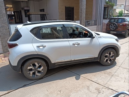 Buy Used Kia Sonet 2021 in Ahmedabad | Digital Car House