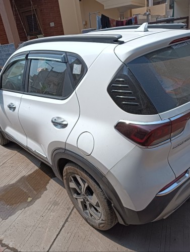 Buy Used Kia Sonet 2021 in Ahmedabad | Digital Car House